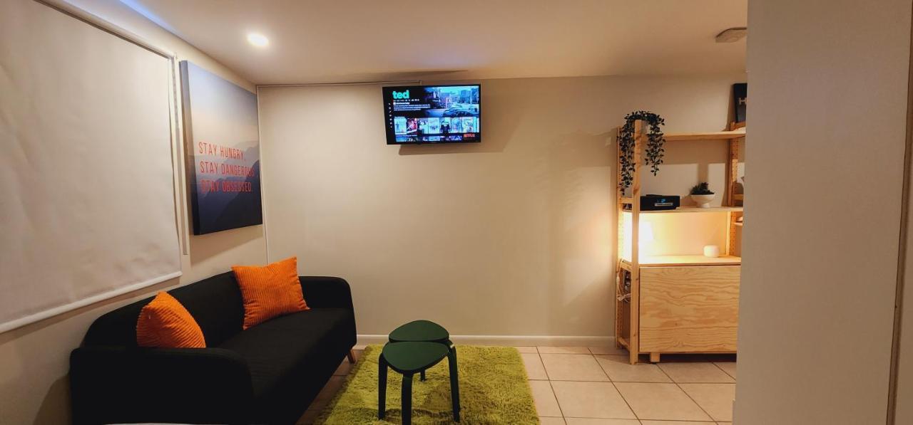 Private Aparment Studio In The Hard Of Miami Unit # 6 Opa-locka Екстер'єр фото
